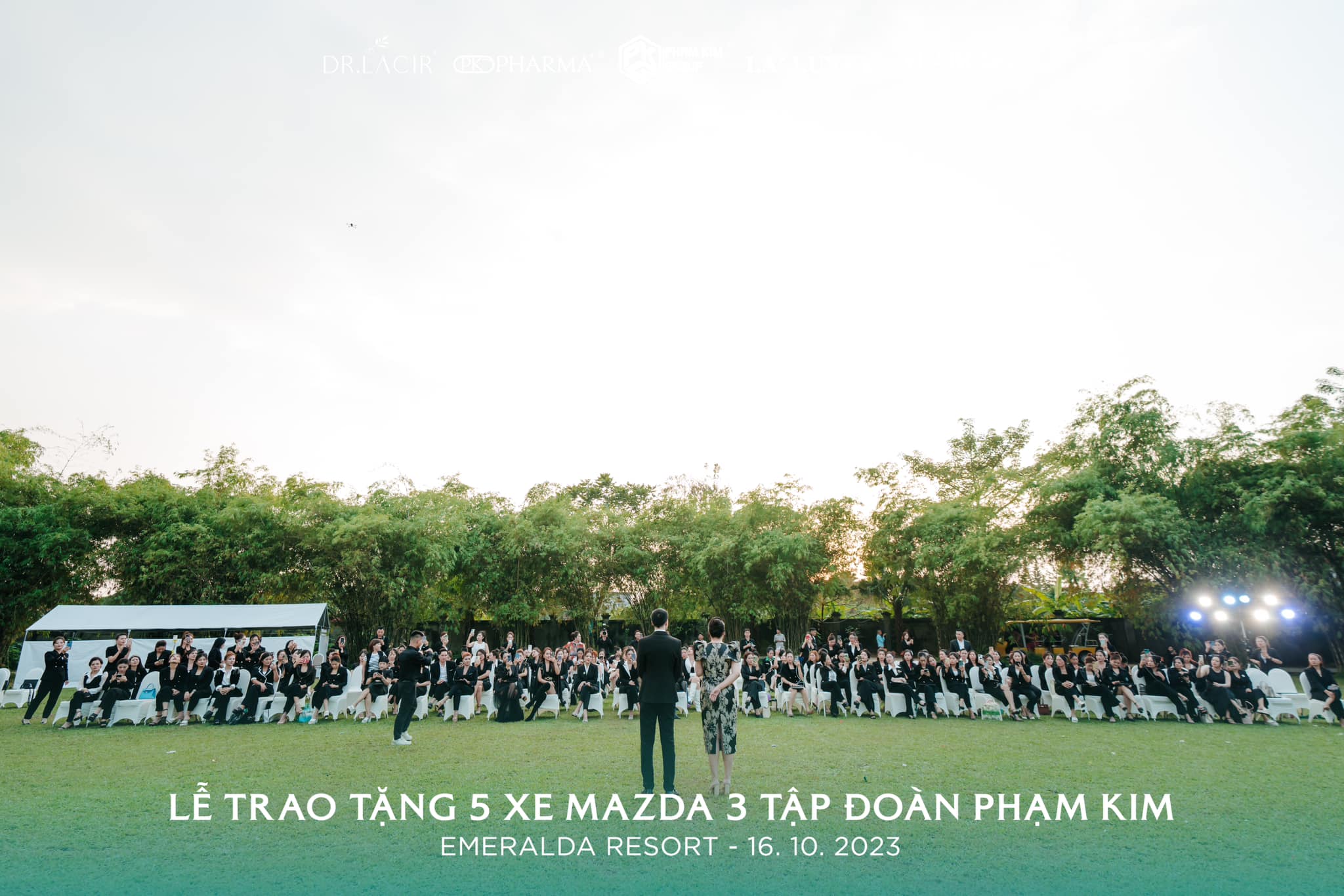 Tập Đoàn Phạm Kim Tặng Xe Ôtô Mazda 3 phiên bản độc quyền cho 5 lãnh đạo xuất sắc